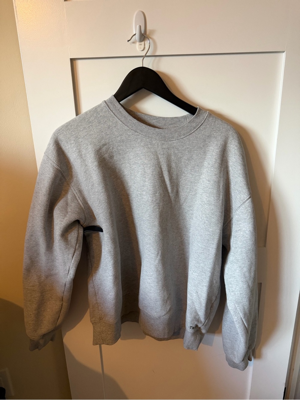 Aritzia Crewneck Sweatshirt in Heather Gray